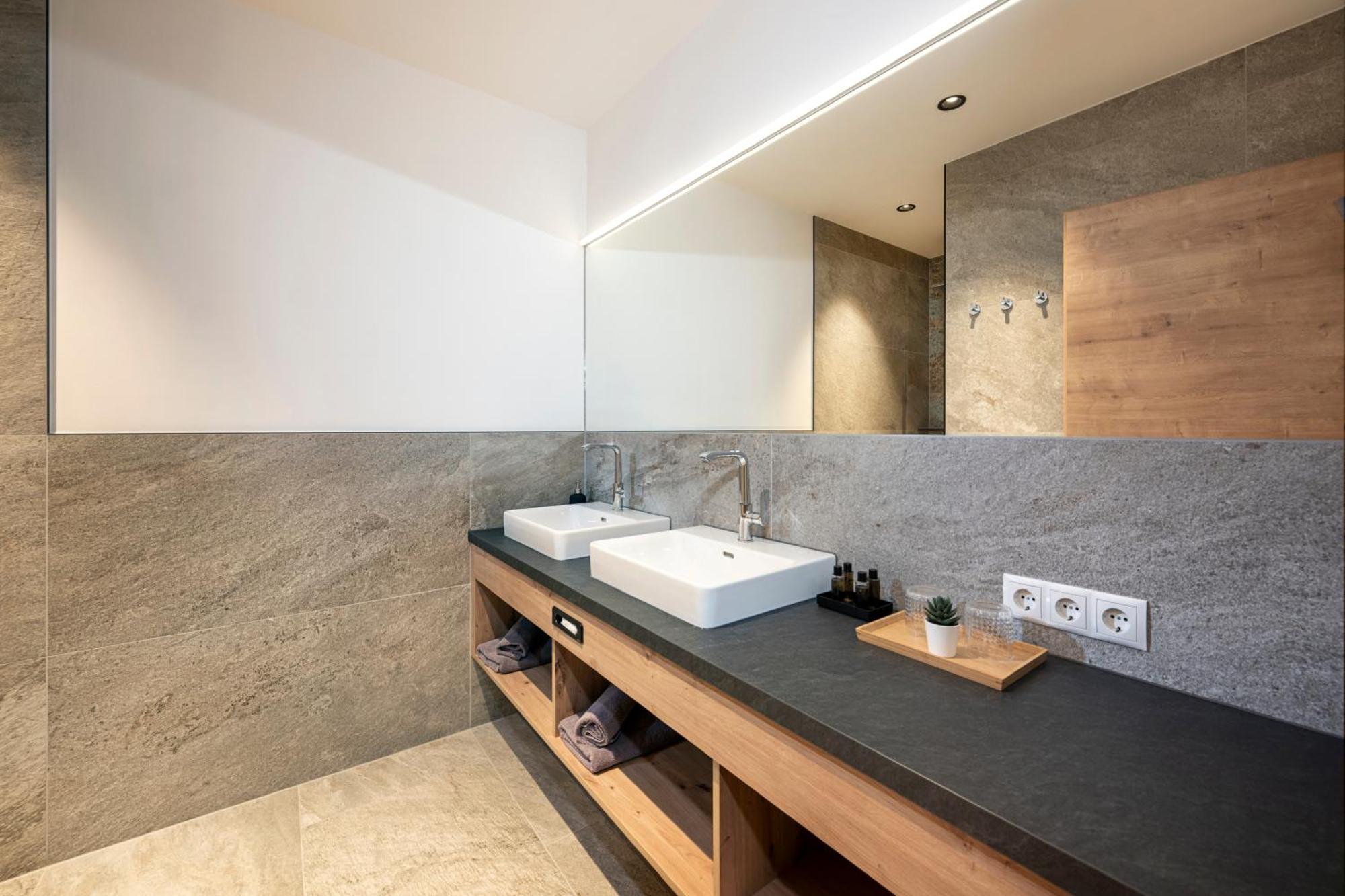 רדשטאדט Hotel Gasthof Brueggler מראה חיצוני תמונה